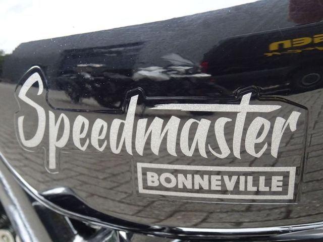triumph - bonneville-speedmaster