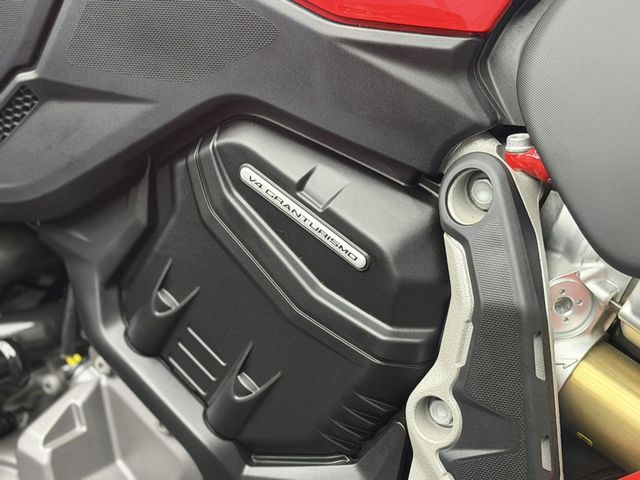 ducati - multistrada-v4-s