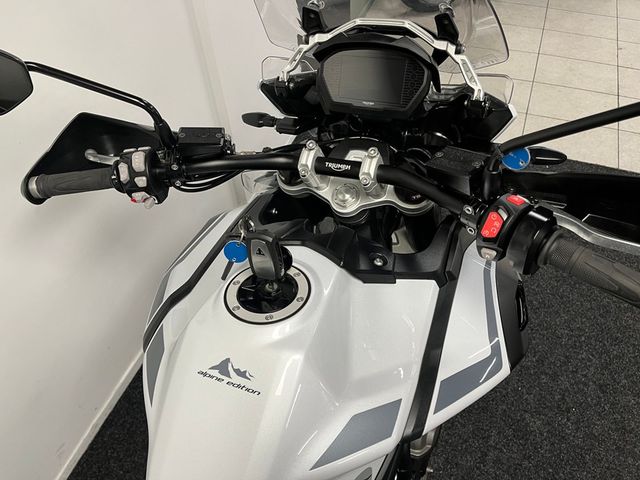 triumph - tiger-1200-alpine-edition