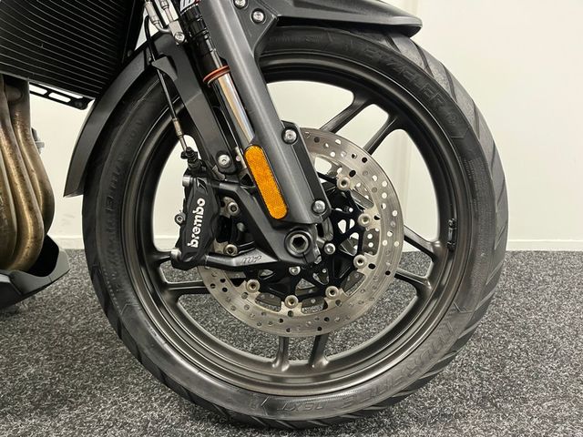 triumph - tiger-1200-alpine-edition