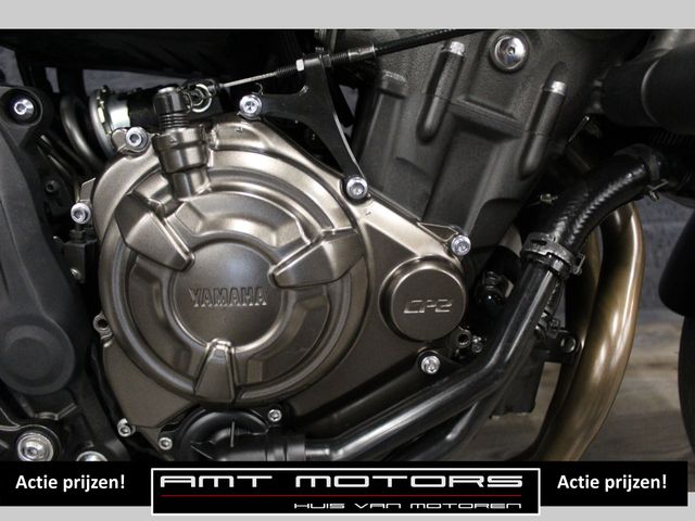 yamaha - xsr-700-abs