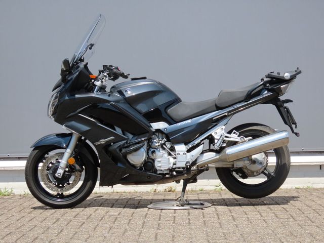 yamaha - fjr-1300
