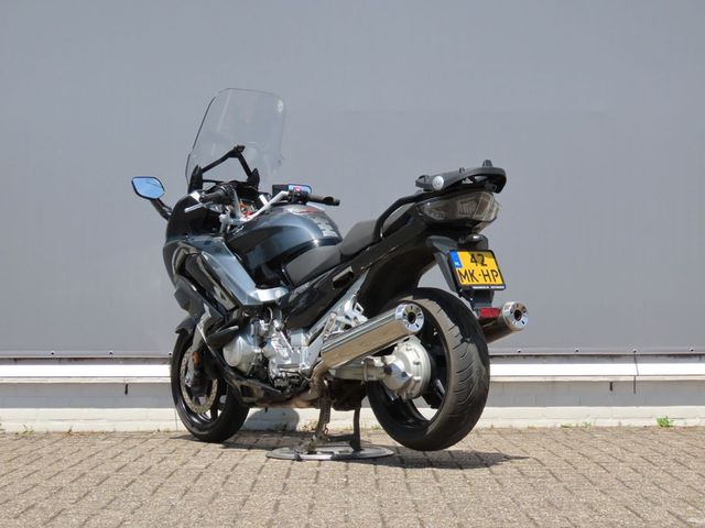 yamaha - fjr-1300