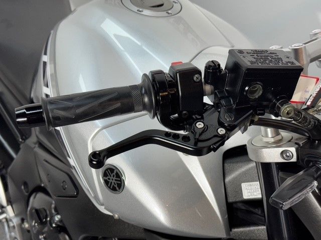 yamaha - fz-1