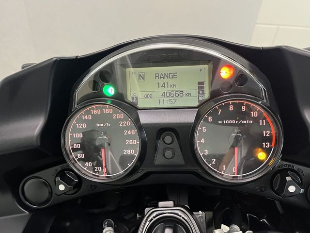 kawasaki - gtr-1400