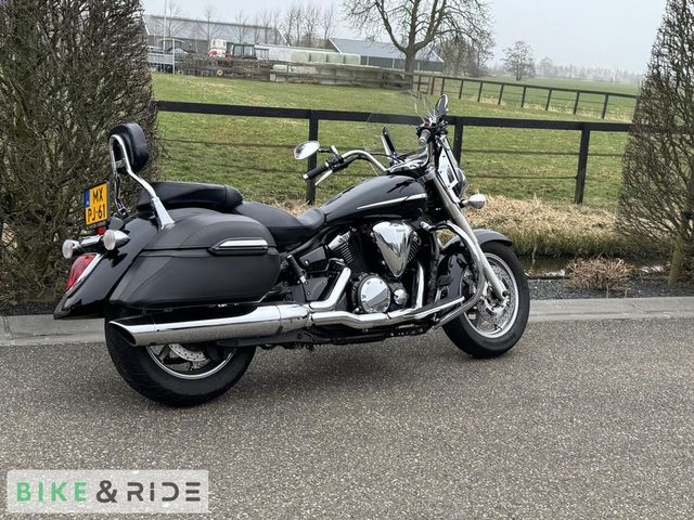 yamaha - xvs-1300-custom