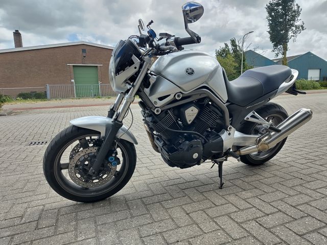 yamaha - bt-1100-bulldog