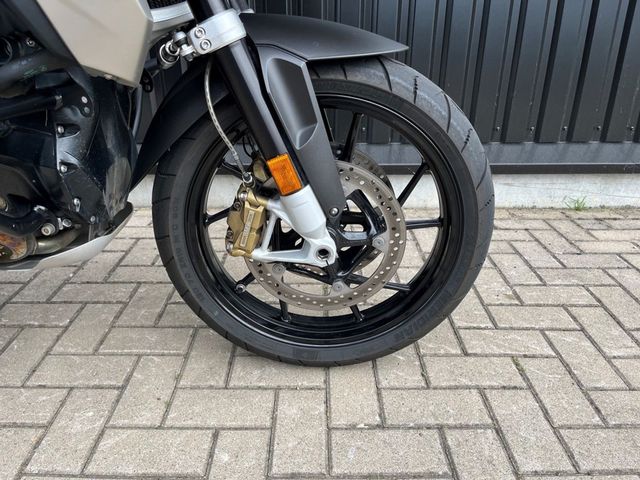 bmw - r-1250-gs