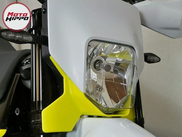 husqvarna - 701-supermoto