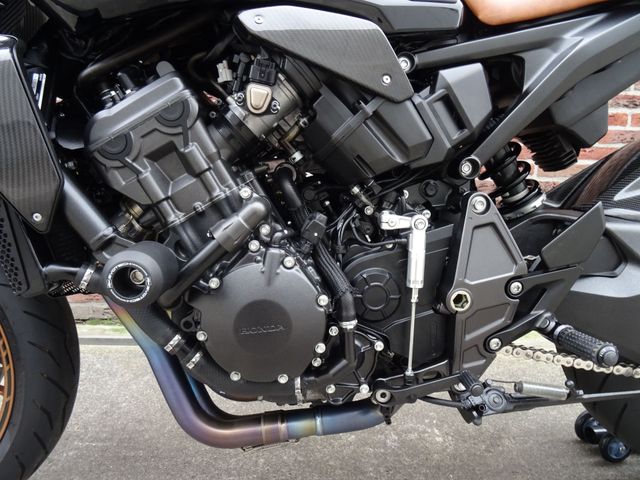 honda - cb-1000-r-black-edition