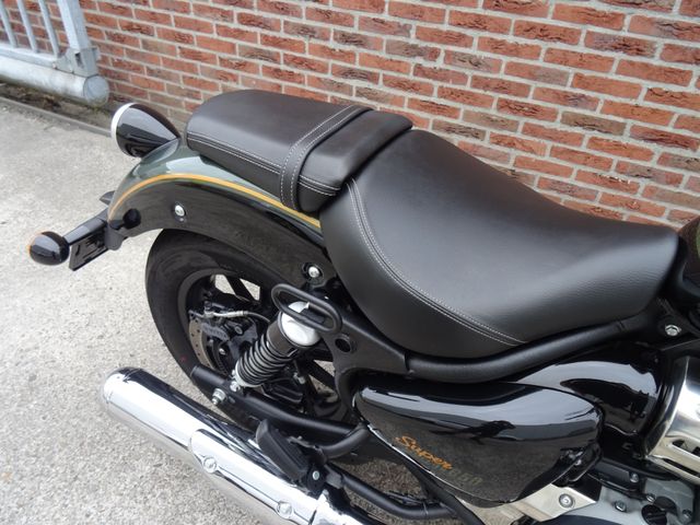 royal-enfield - super-meteor-650