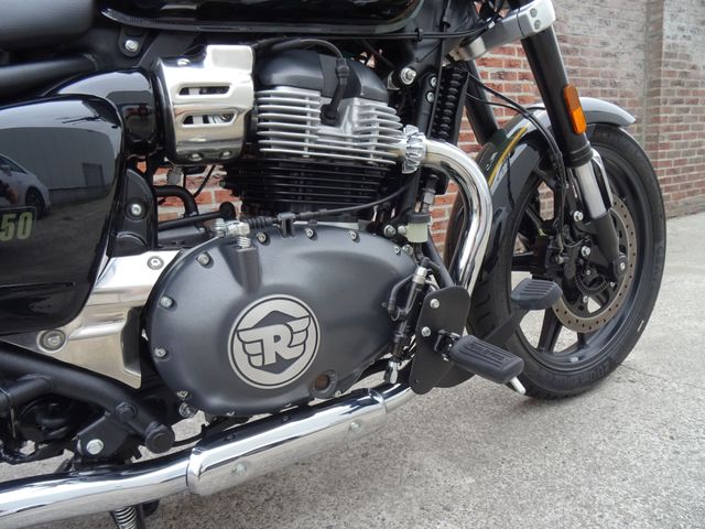 royal-enfield - super-meteor-650