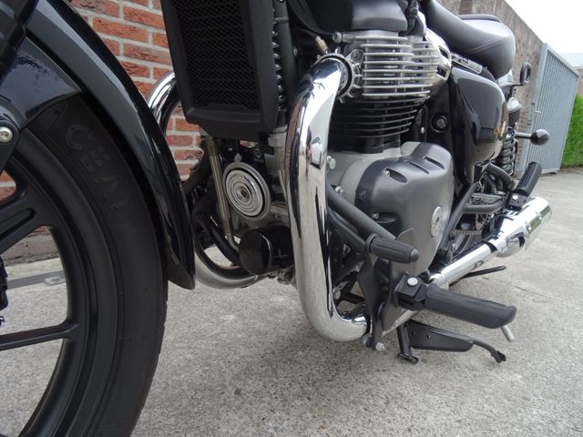 royal-enfield - super-meteor-650