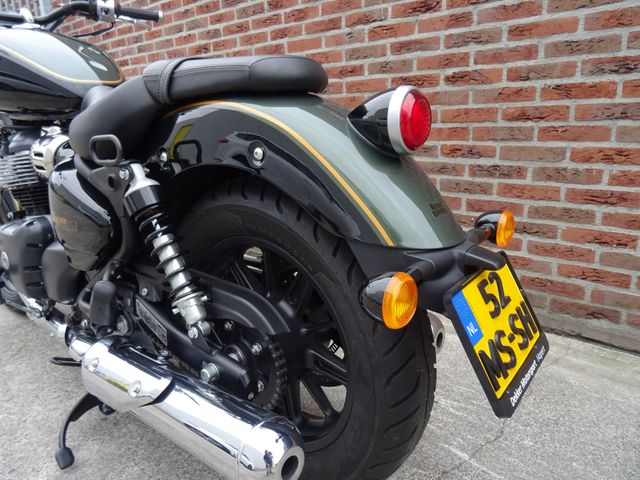 royal-enfield - super-meteor-650