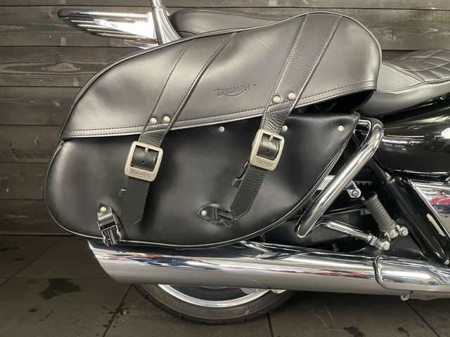 triumph - thunderbird