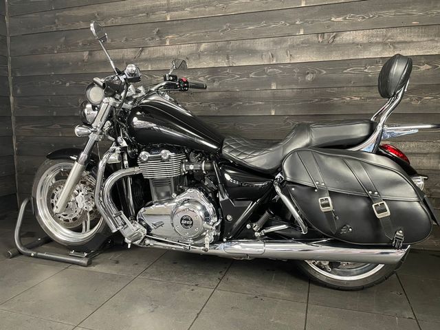 triumph - thunderbird