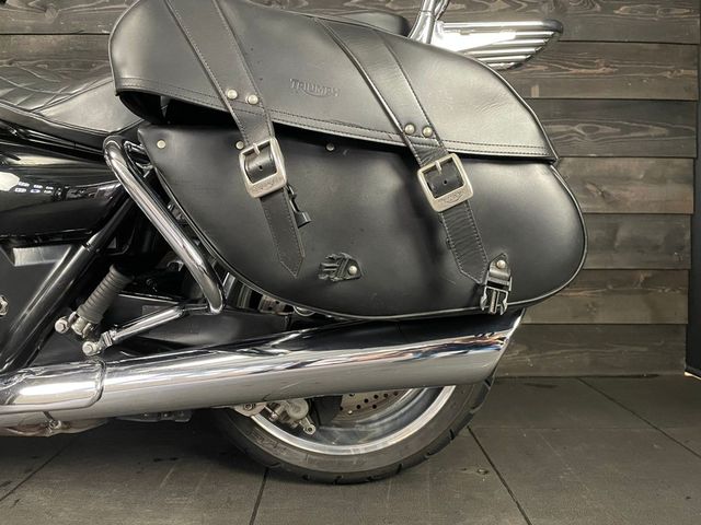 triumph - thunderbird