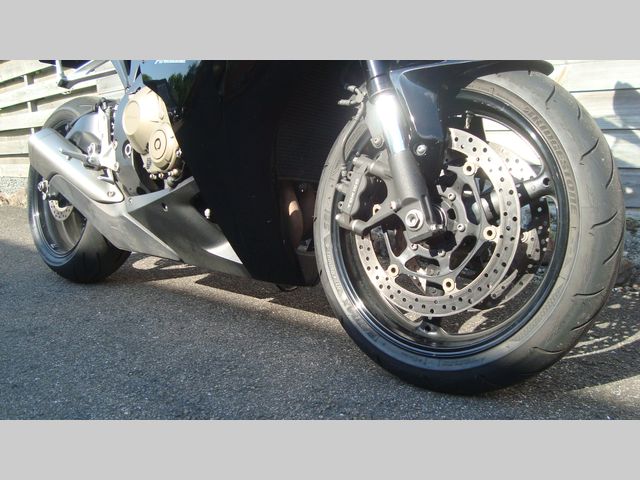 honda - cbr-1000-rr-fireblade