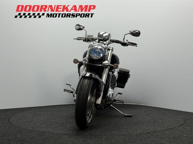 suzuki - m-1800-r-intruder
