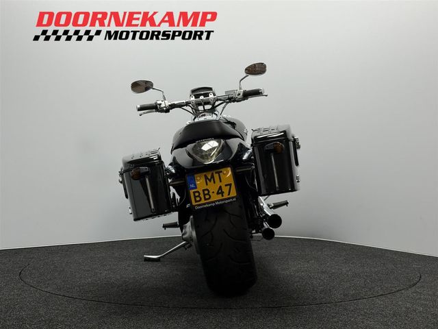 suzuki - m-1800-r-intruder
