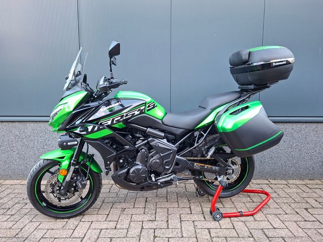 kawasaki - versys-650-grand-tourer
