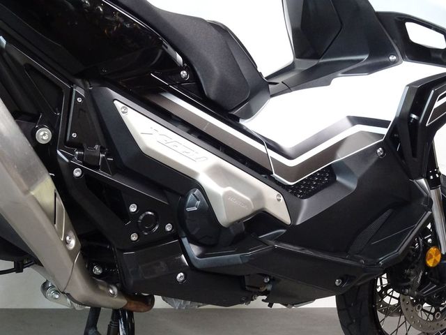 honda - x-adv