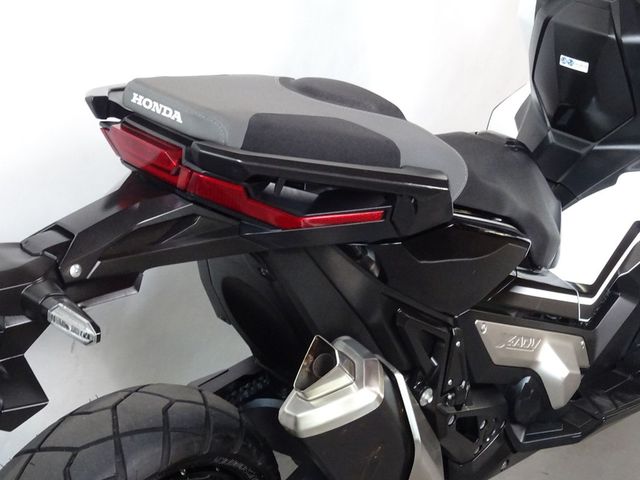 honda - x-adv