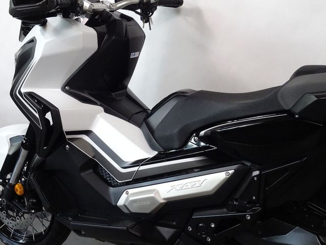 honda - x-adv