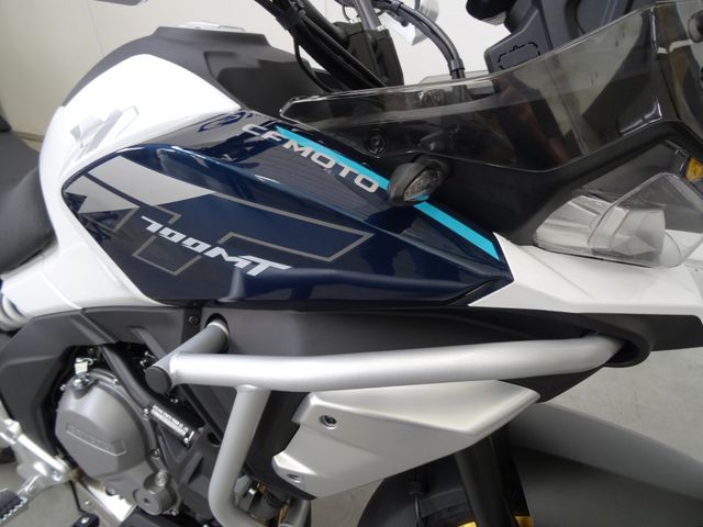 cfmoto - 700-mt-adventure