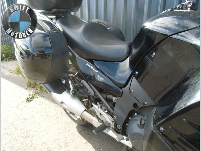 kawasaki - gtr-1400