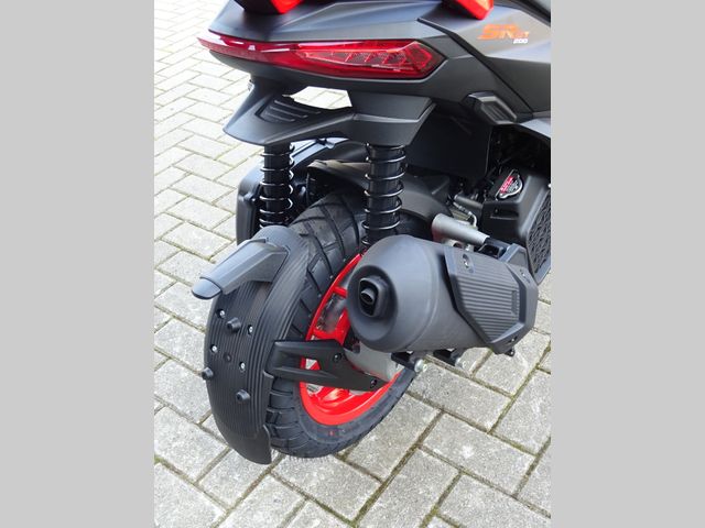 aprilia - sr-gt-200