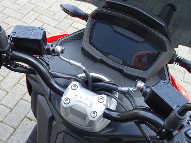 aprilia - sr-gt-200