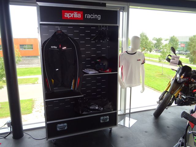 aprilia - sr-gt-200
