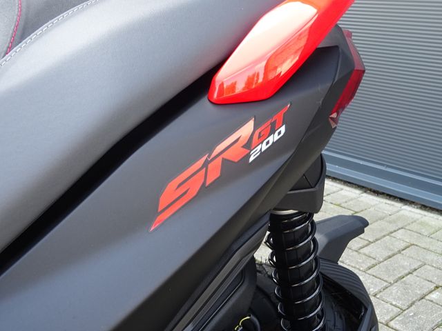 aprilia - sr-gt-200
