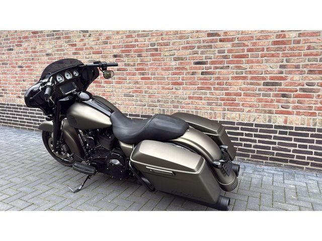 harley-davidson - street-glide-special-flhxs