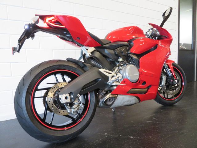 ducati - 899-panigale