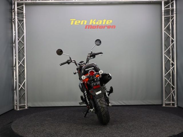 honda - st-125-dax