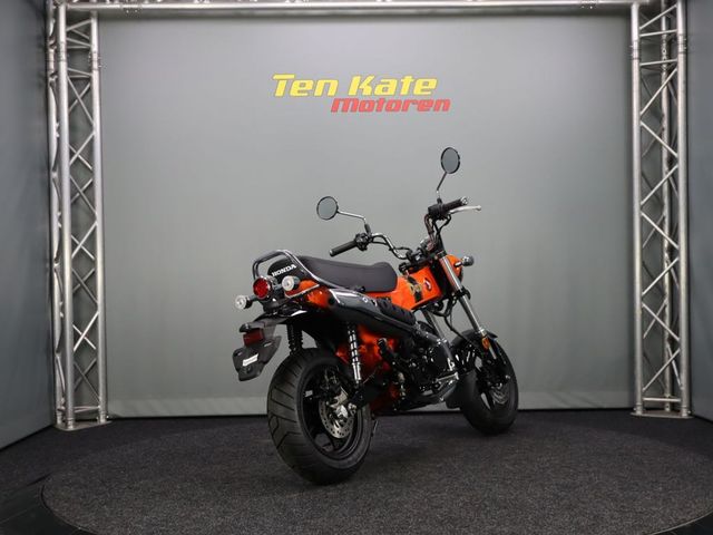 honda - st-125-dax