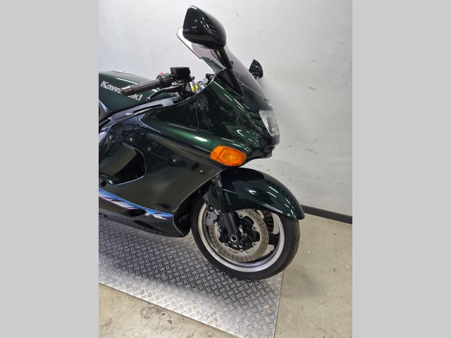 kawasaki - zzr-1100
