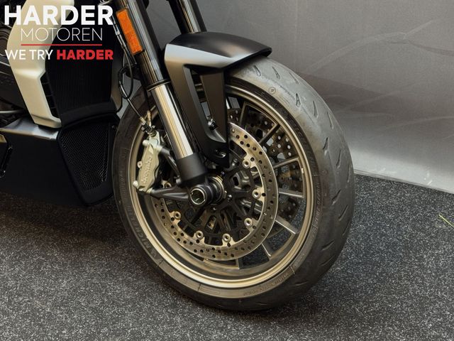 ducati - xdiavel