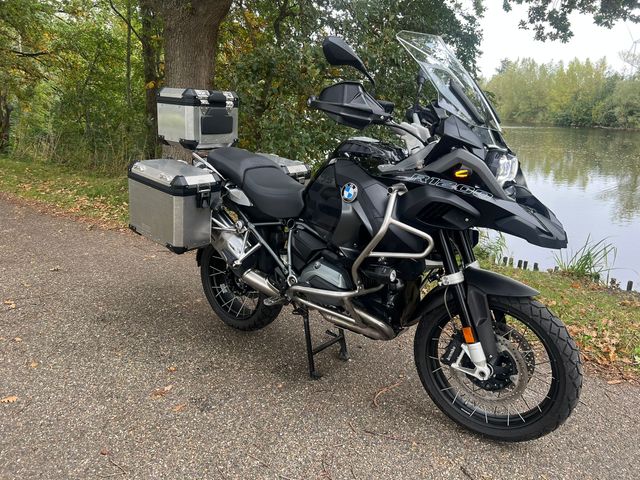 bmw - r-1200-gs-adventure-triple-black