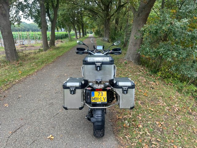 bmw - r-1200-gs-adventure-triple-black