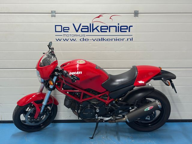 ducati - monster-695