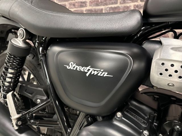 triumph - street-twin