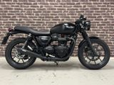 TRIUMPH STREET TWIN