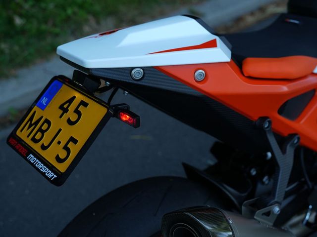 ktm - 990-duke-r