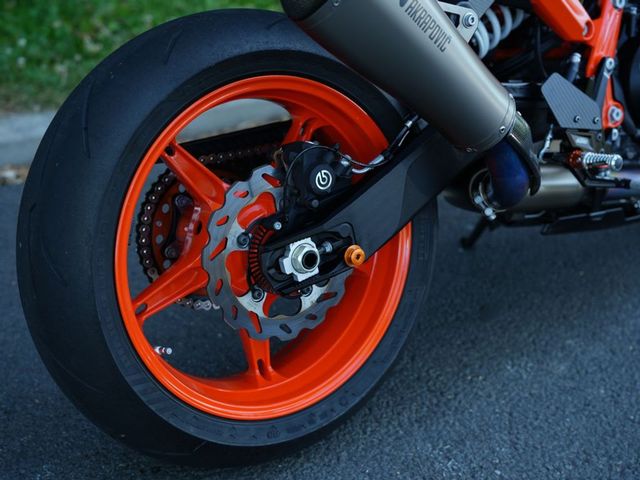 ktm - 990-duke-r