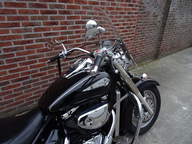 suzuki - vl-800-volusia