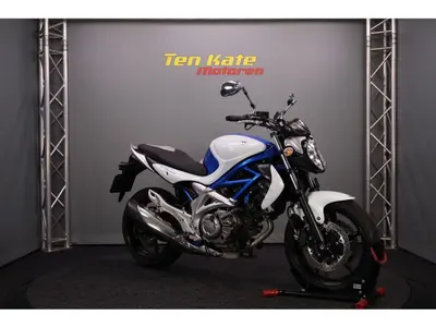SUZUKI SFV 650 GLADIUS – foto 2