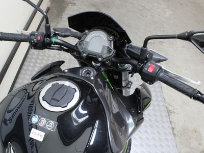 KAWASAKI Z900 – foto 4